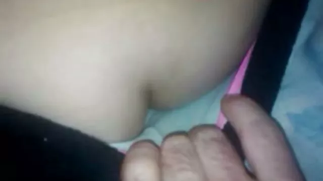 Nena bronceada trio latino xxx se masturba en la webcam
