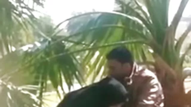 Esta chica no tiene suficiente sexo latinascojiendo y por eso busca un amante que pueda satisfacer sus deseos sexuales. Un hombre así no es fácil de encontrar