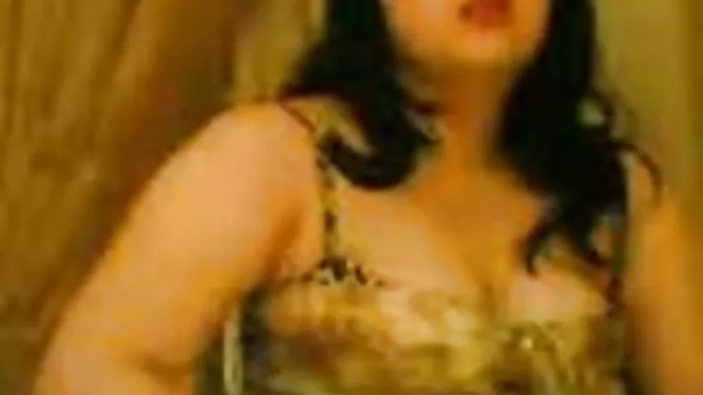 Linda rubia obedece porno latino completo las órdenes del director