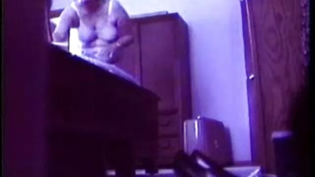 Un anime xxx audio latino hombre se folla a la segunda enfermera, poniéndola encima, y ​​luego comienza una verdadera orgía médica con lamidas mutuas, succión y folladas raras, porno real online en el hospital.