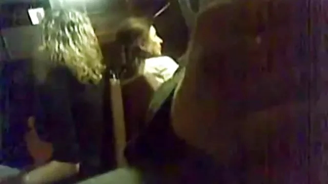 Una hermosa morena de grandes y atractivos pechos cae en los brazos calientes de videos xxx en audio latino una perversión sexual y musculosa, que primero azotó a una dulce hembra en su culo redondo, luego de lo cual le dio un orgasmo inolvidable con un vibrador.