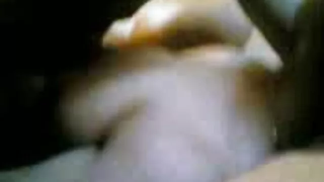 Perra con grandes pechos xxx en latino chupa polla
