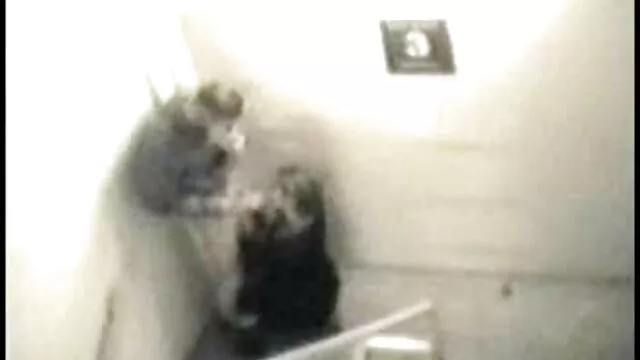 A la perra le encanta videos gays maduros latinos chupar dos pollas a la vez