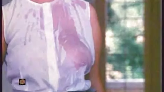 Chica porno latino completo follada duro en su boca